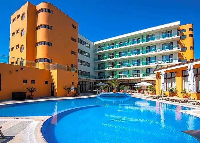 Hotel Saturn